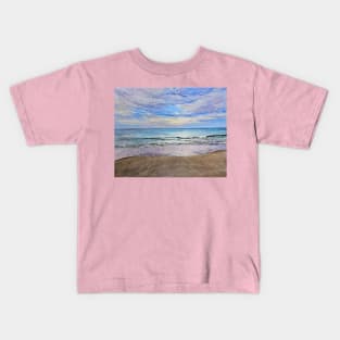 Early morning on the beach Kids T-Shirt